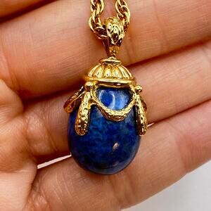 NWOT JOAN RIVERS Blue Egg Lapis Lazuli Pendant Necklace Gold Tone Rope Chain 28"